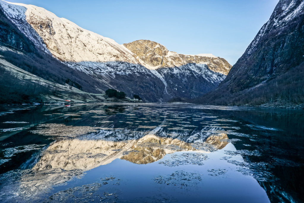 fjords de norvege en hiver